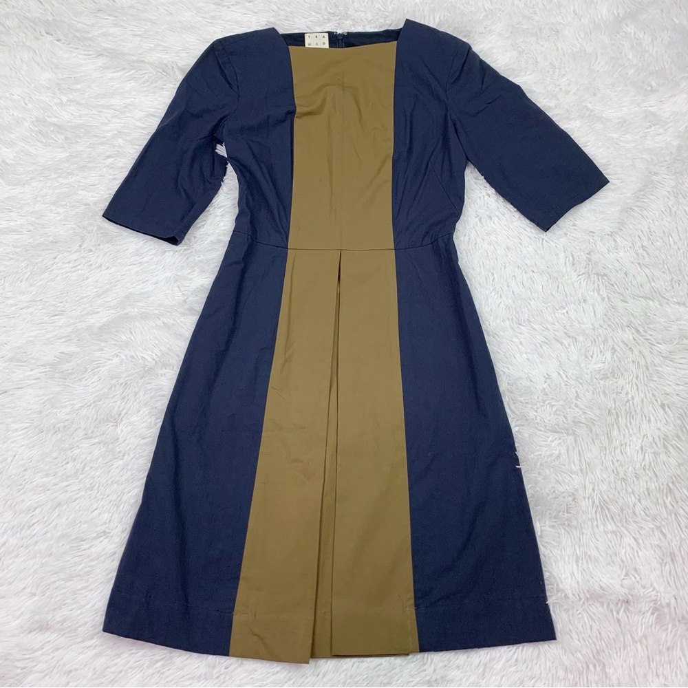 Trademark short sleeve square neck Colorblock‎ dress pleated front navy blue